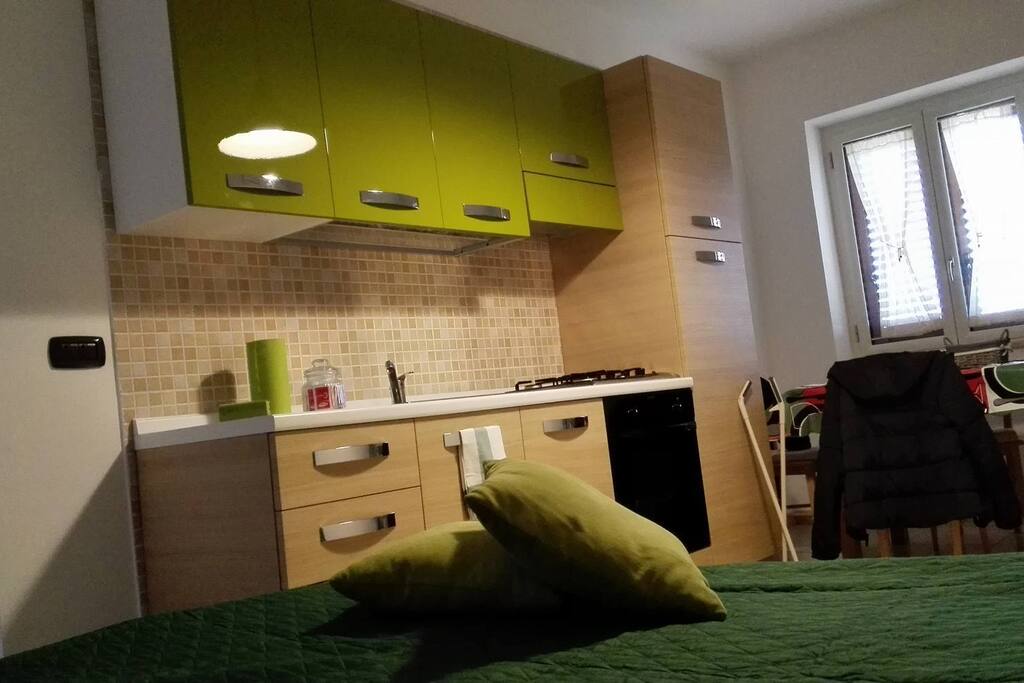 Soggiorno con divano letto.
