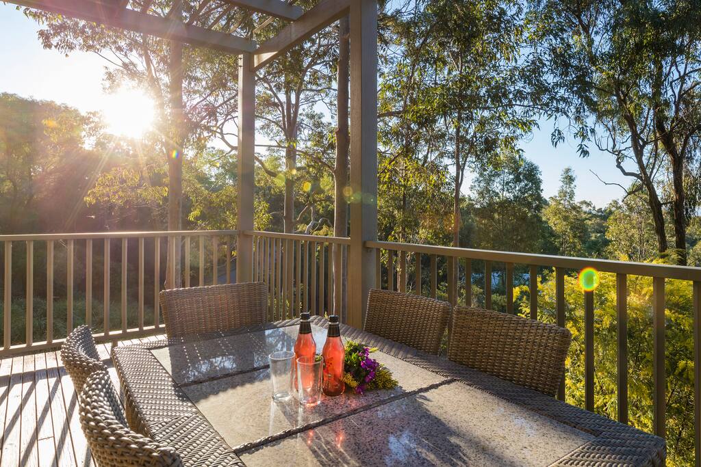 3 Bedroom Premier Villa: Private Balcony