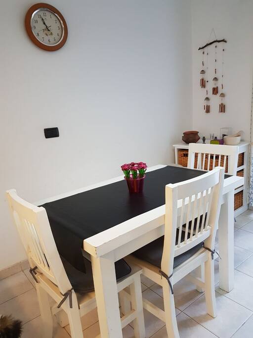 Comedor en cocina.