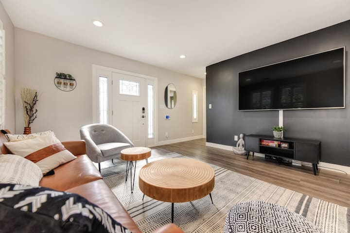 Charming Home, Near Beautiful Park/tennis Courts! - Roseville, CA