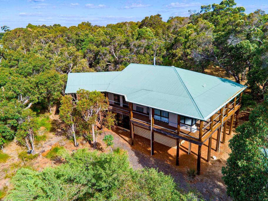 Lockerley Eagle Bay
