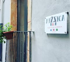 Mizzica+bnb+-+The+picturesque+Catania+Room
