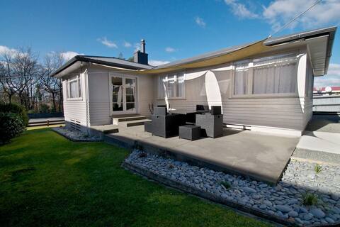 Spacious Three Bedroom House in Geraldine