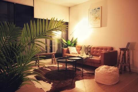 Successful Airbnb property: Unbeatable Waterview Wifi Parkin in Wentworth Point