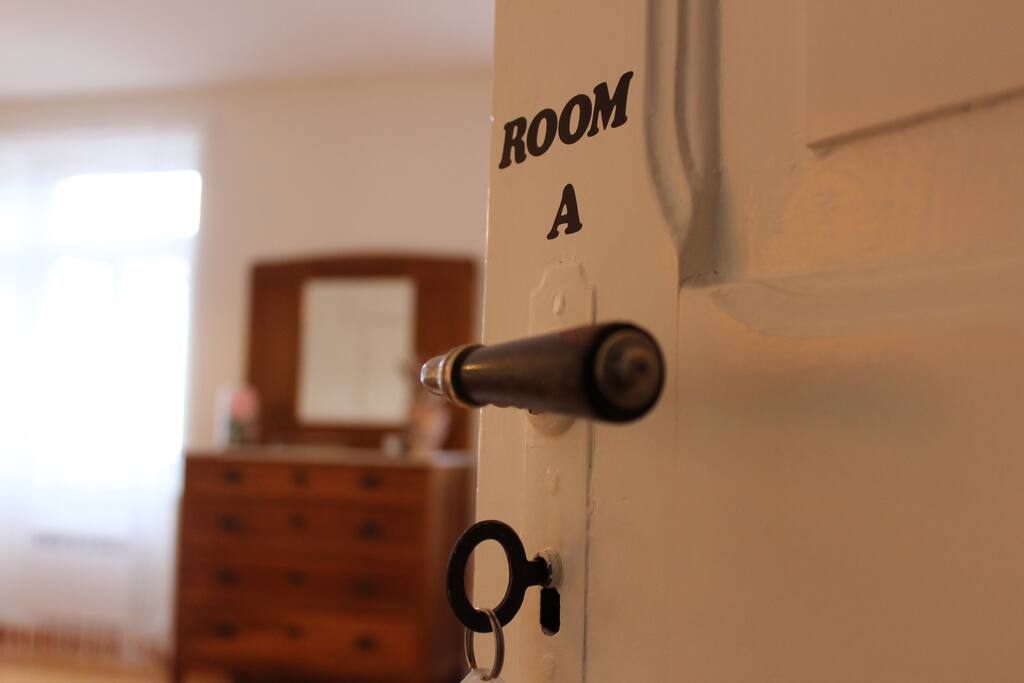 room A triple (entrata)