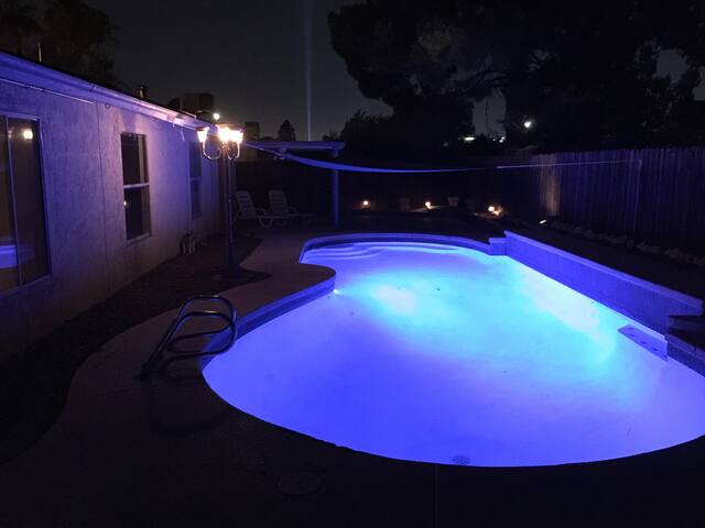 5-7m STRIP,Airport& Allegiant, Monthly discount gallery image 4