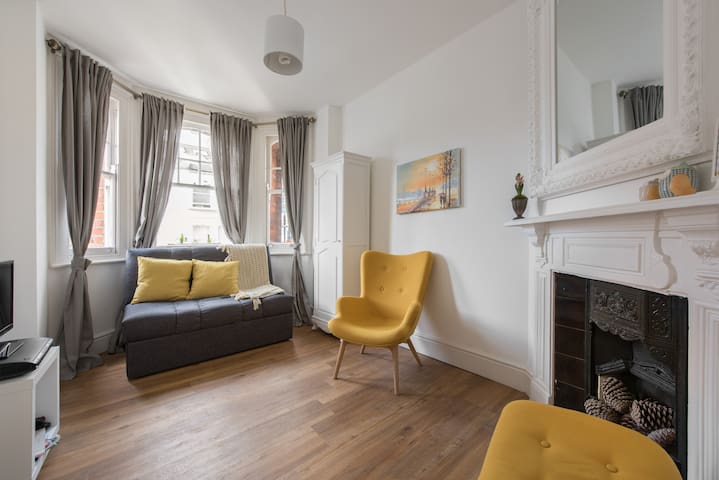 Superb victorian accomodation in Kensington