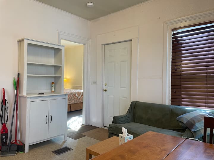 Private 1 Bedroom Apartment Near Ur - Rochester, NY