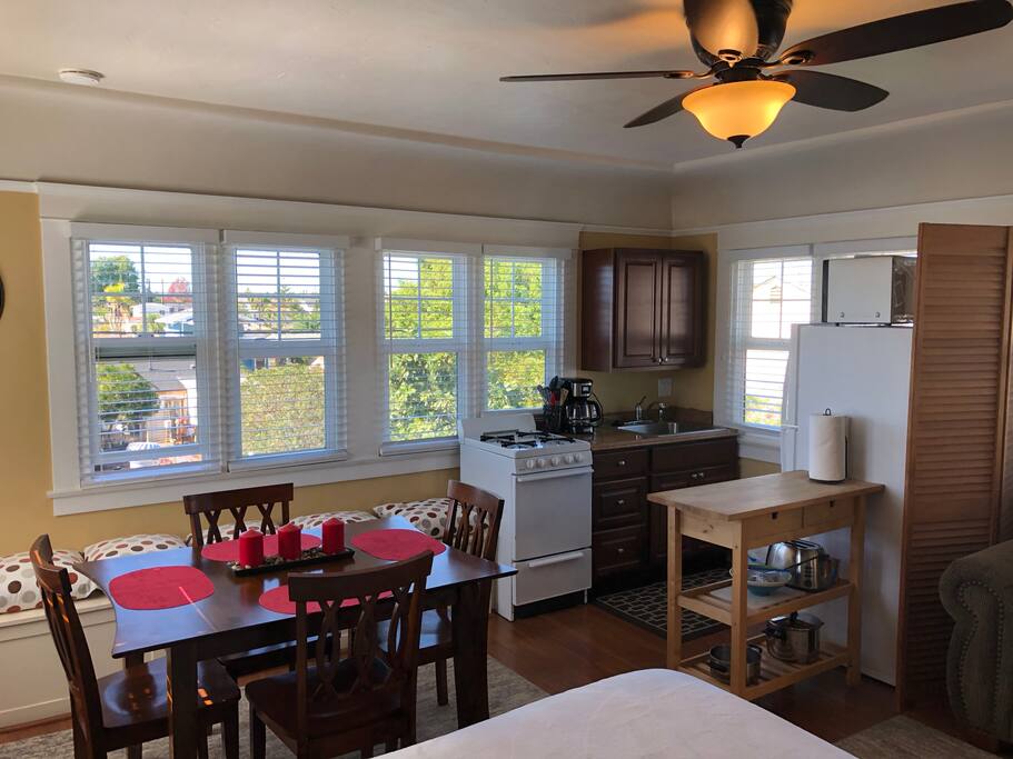 Dining / Kitchen Combo