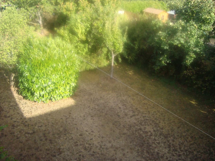 Jardin isolé et calme