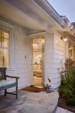 Luxury Beach House – Game Room & Hot Tub gallery image 4