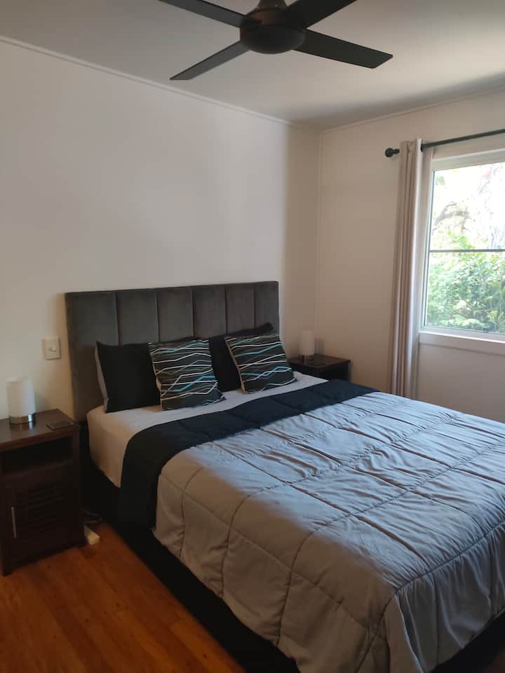 Druhá spálňa s QS posteľou