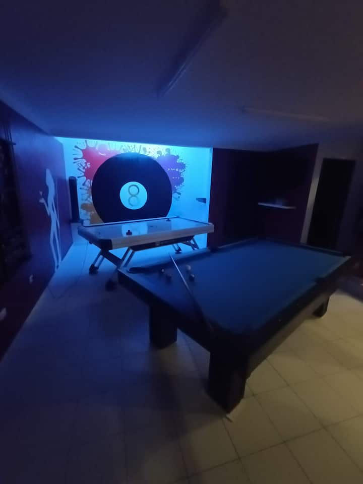 Divina Y Espaciosa Casa /Juegos /Céntrico & Lujoso - Cancún