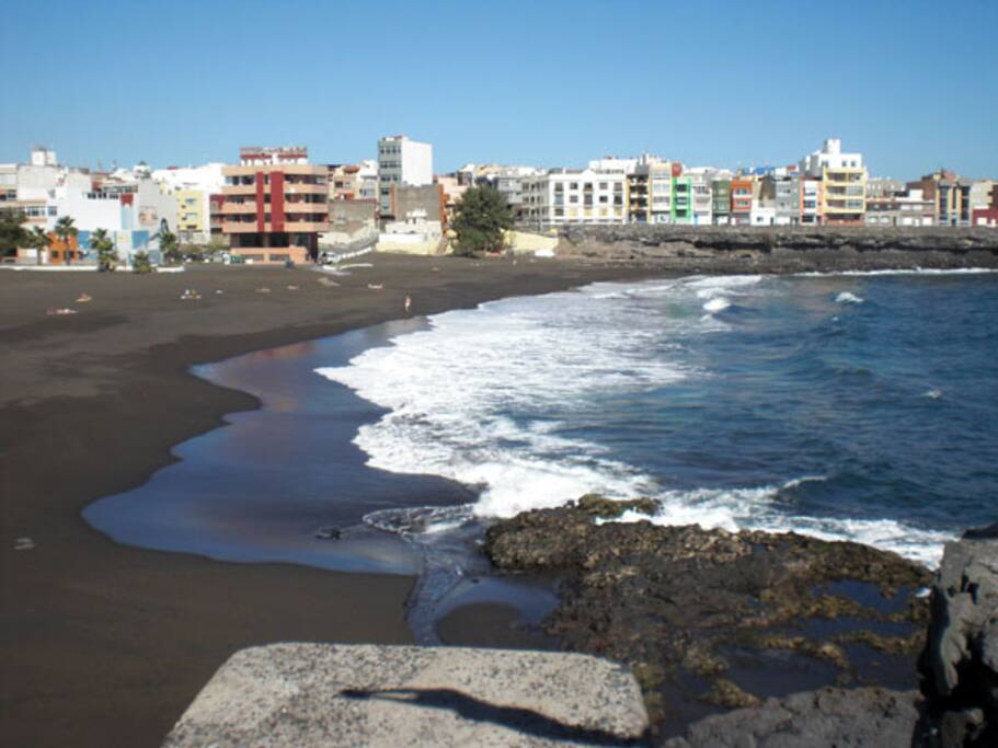 MARABILLOSA PLAYA CON UN GRAN PASEO ACONDICIONADO