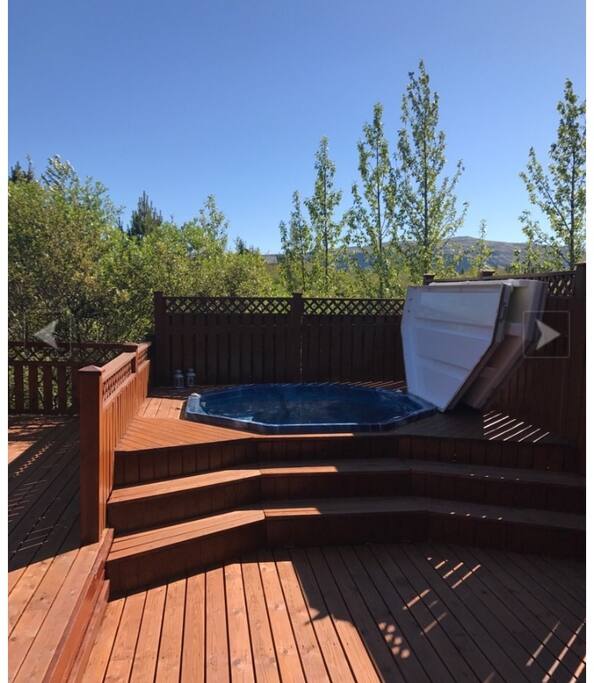 Jacuzzi in the garden