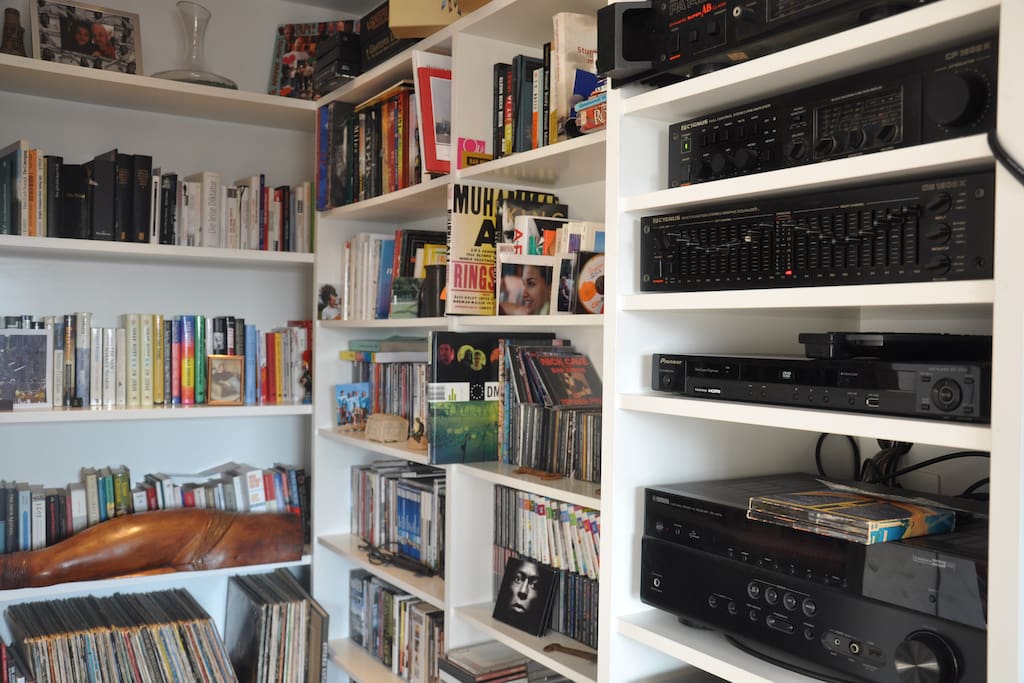 library / music collection /
livros e arquivo de CDs, LPs,