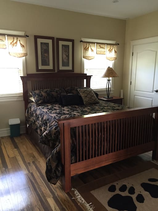 Africa Bedroom Queen Ensuite