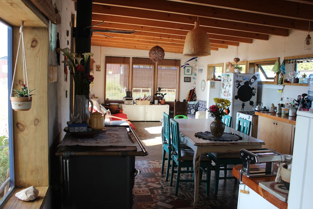 COCINA - LIVING - COMEDOR.