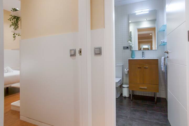 BBarcelona Sagrada Familia 21 gallery image 4