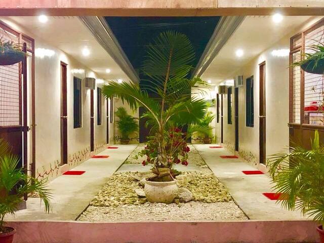 Amit Hostel (Room 1-2)