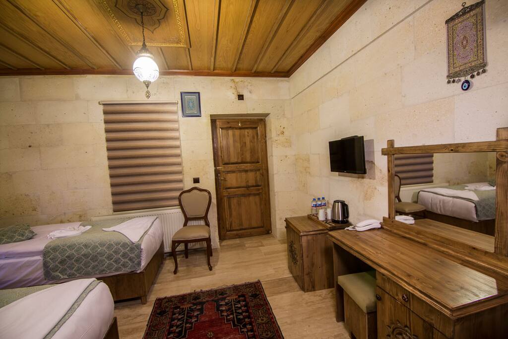 Triple Room