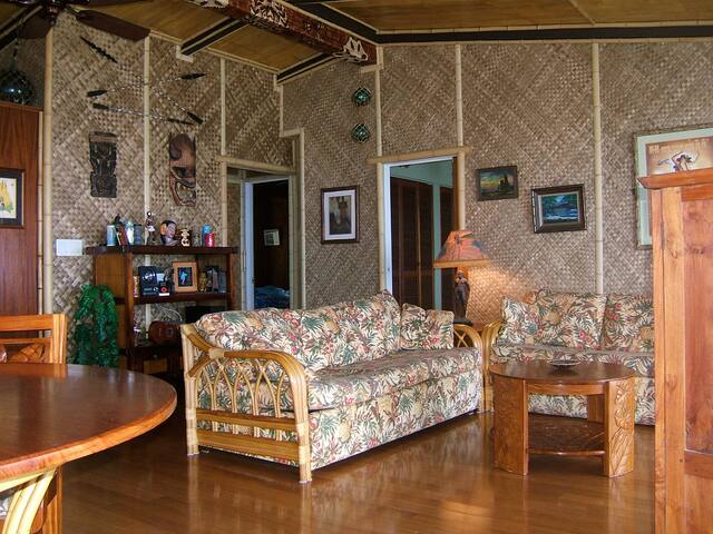 Honu Kai Hale – Oceanfront home gallery image 4