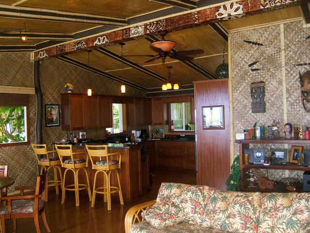 Honu Kai Hale – Oceanfront home gallery image 5