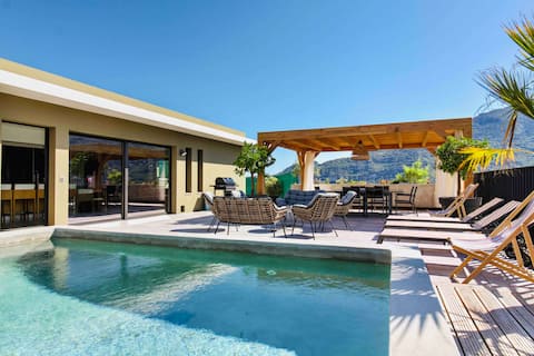 Villa, between Nice and Monaco and exceptional views