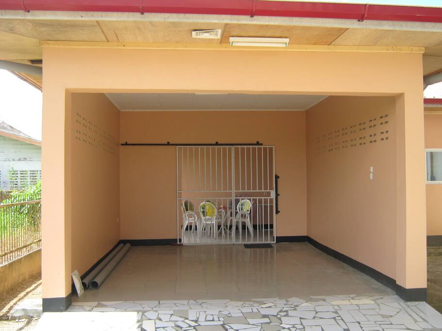 Garage