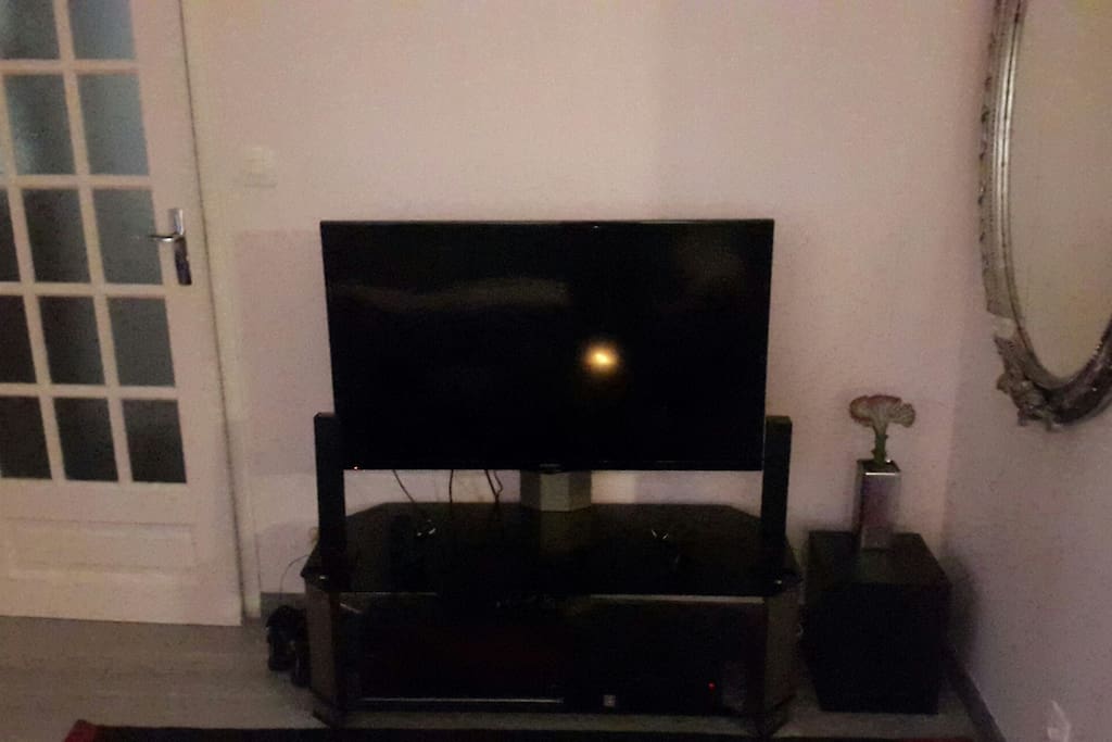 TV HD + Home cinema