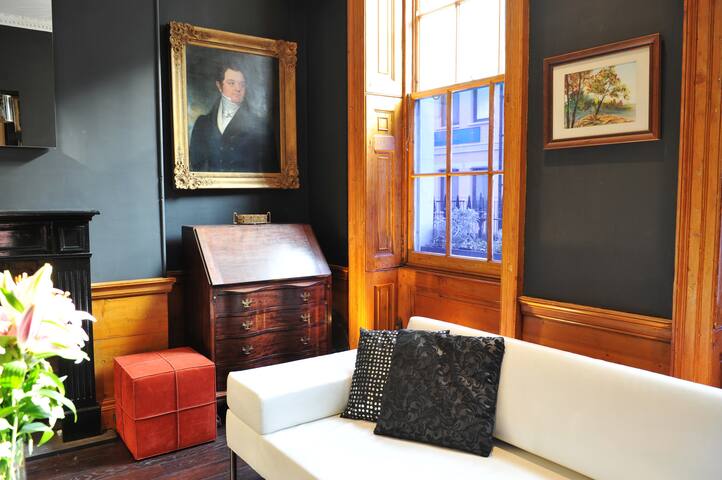 Family-friendly Airbnb in Fitzrovia gallery image 5