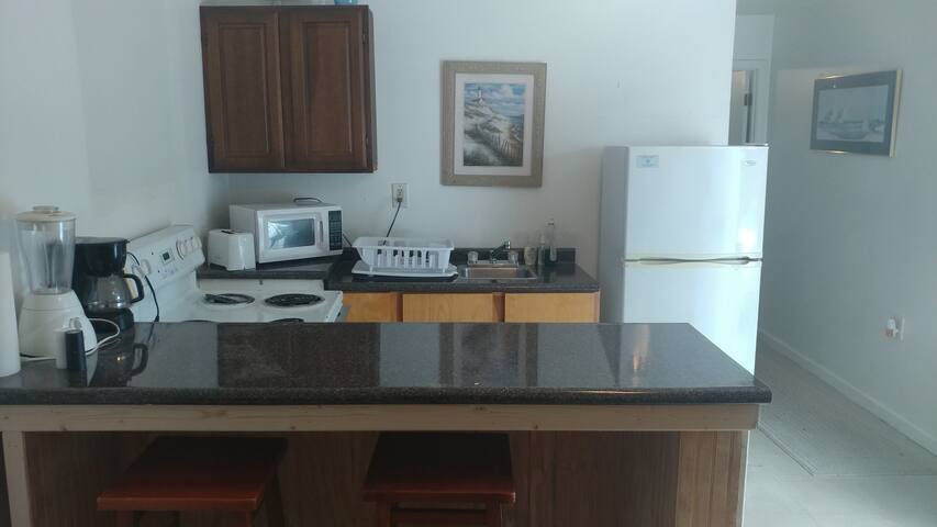 Cute Cottage & A FREE SAIL ON BEAUTIFUL SAIL BOAT!