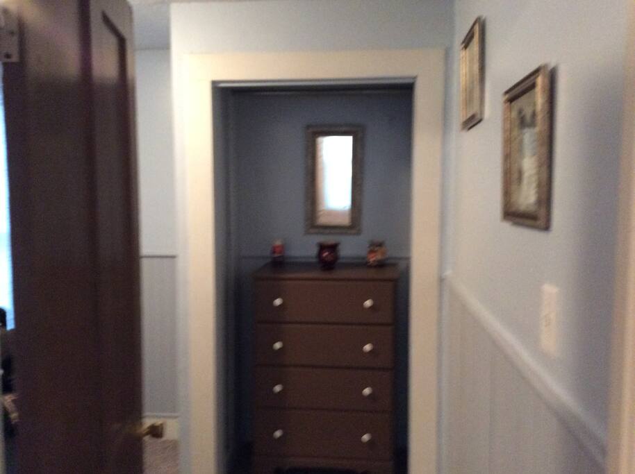 Full size bed