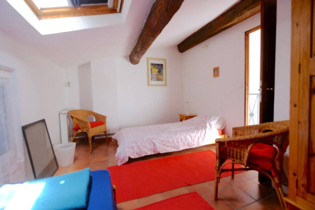Top floor twin room