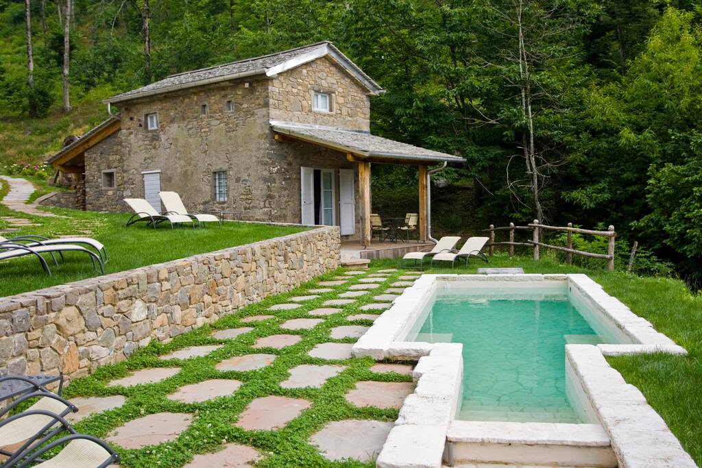 Esterno Elstar + piscina in comune