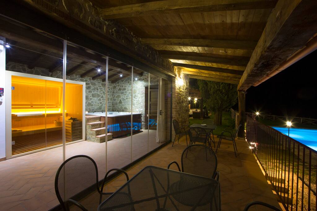 terrazza sauna e jacuzzi