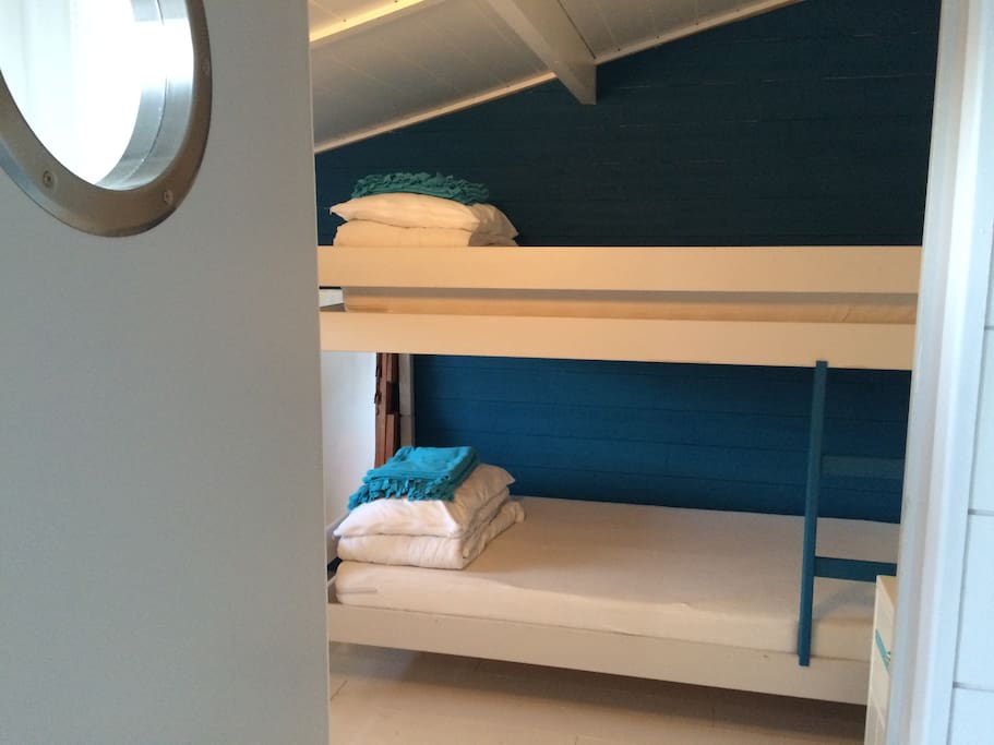 Bedroom2