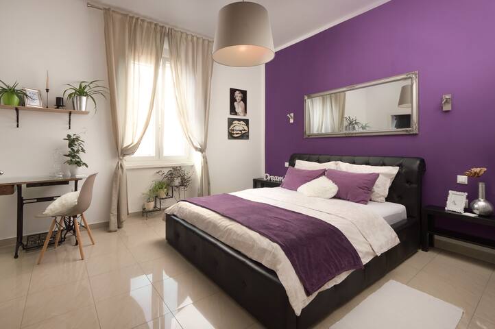 Amphitheater 100 m away