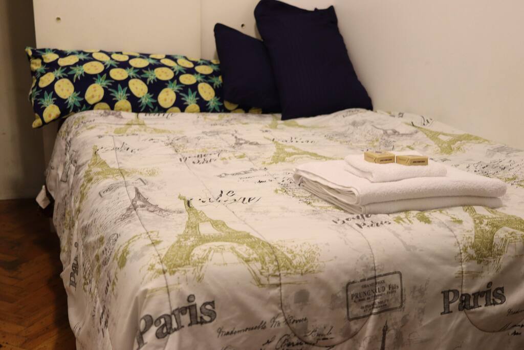 Queen size bed