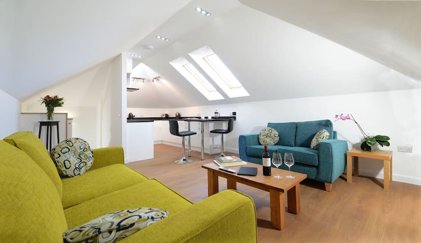 Contemporary Newly Built Cottage