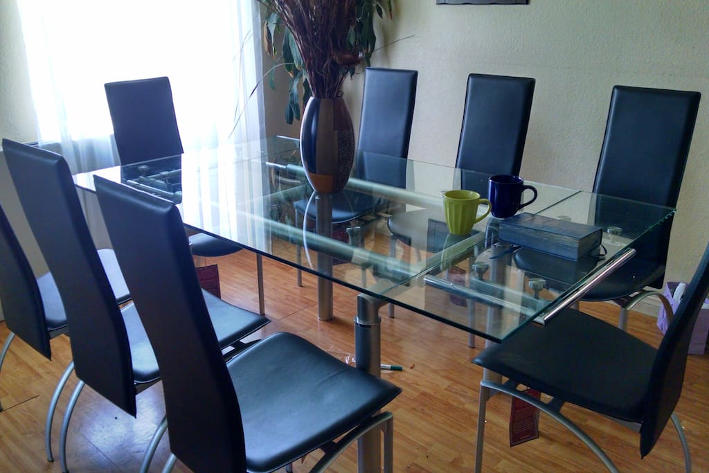 New table and chairs were added.