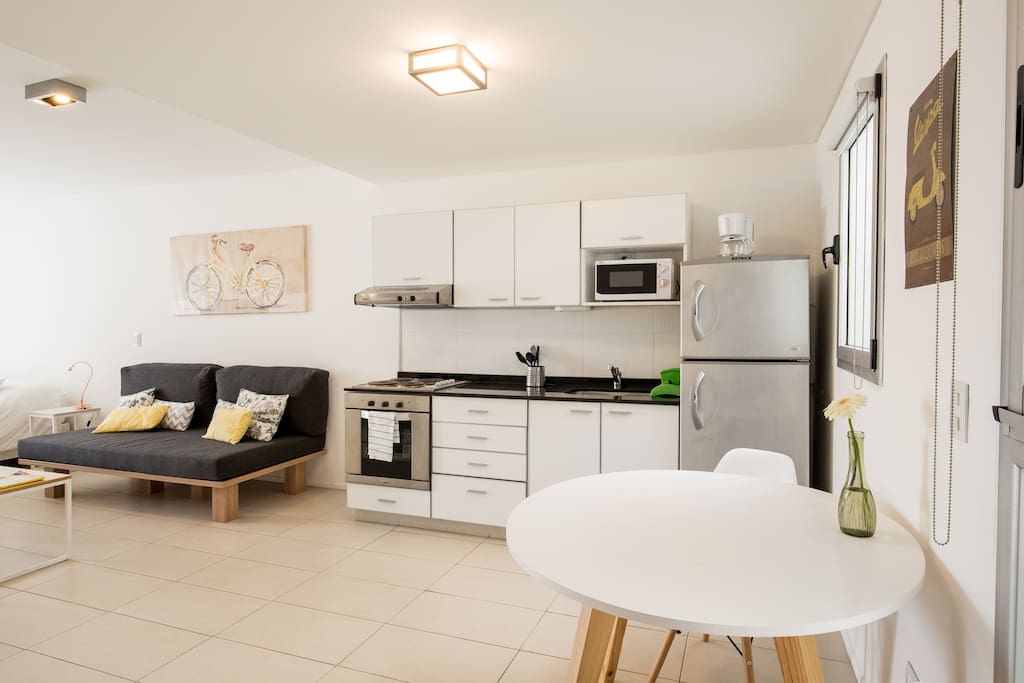Amplia y cómoda cocina / Spacious and comfortable kitchen