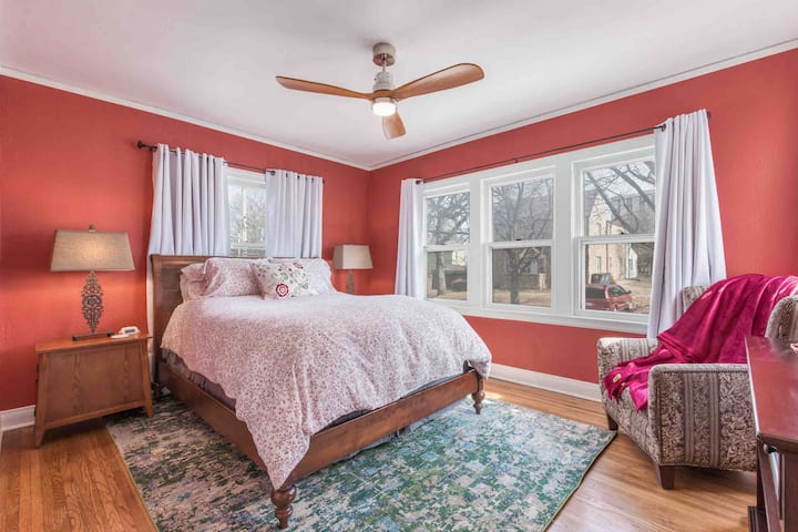 غرفة النوم 1