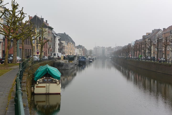 Appartement Centrum Aan Water Rooms With A View - Ghent