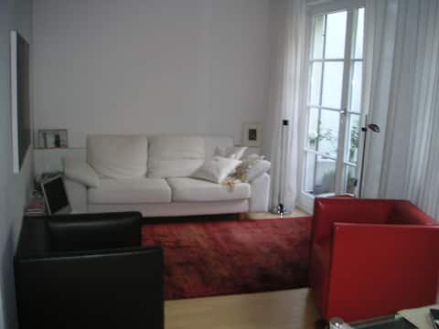 Leistungsstarkes Airbnb: City apartment with flair in Konstanz