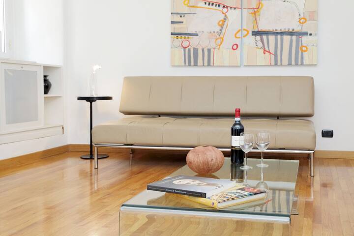 Via della Mercede – Spanish Steps gallery image 4