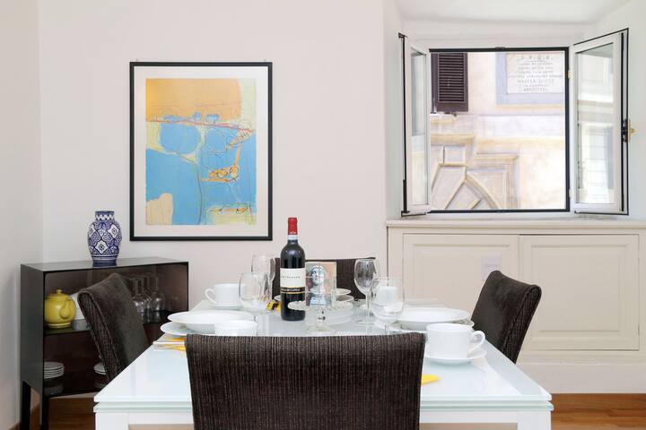 Via della Mercede – Spanish Steps gallery image 5