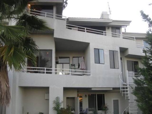 10.000sf Mansion w/cityLightsView/OnTopofTheworld gallery image 2