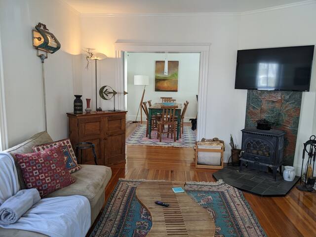 Unique Find: At Home in the City! gallery image 3