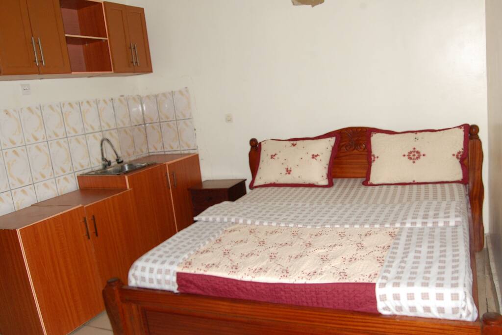 Room with a mini kitchen